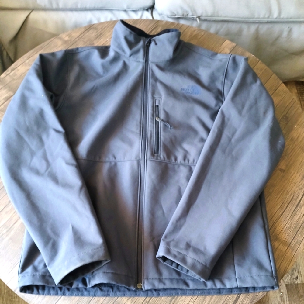 Mens North Face zip up jacket
